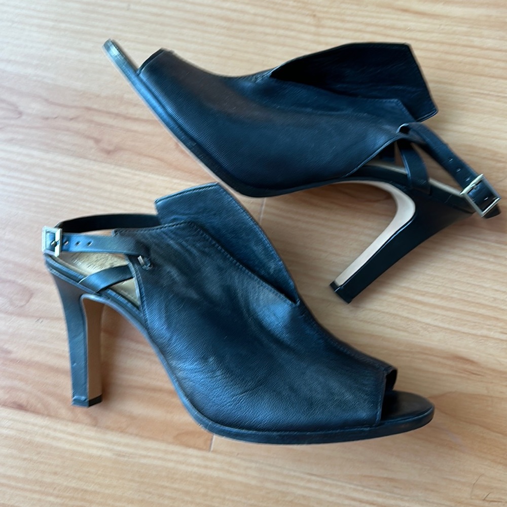 Heeled booties/mules